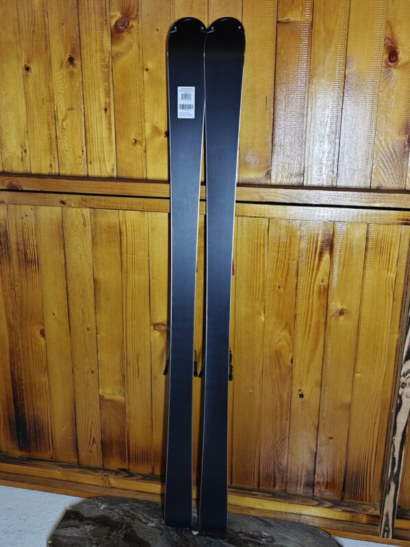 LYŽE VOLKL SHINE JR 150CM --MODEL 2026--